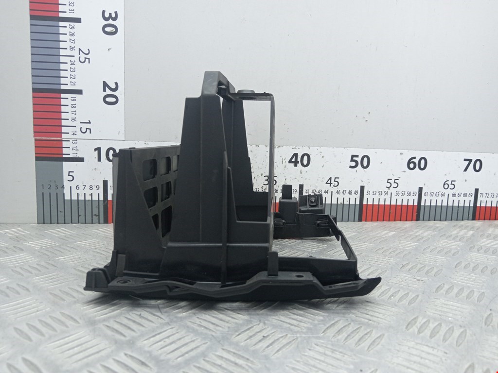 Подстаканник VOLKSWAGEN Golf IV 1997-2003