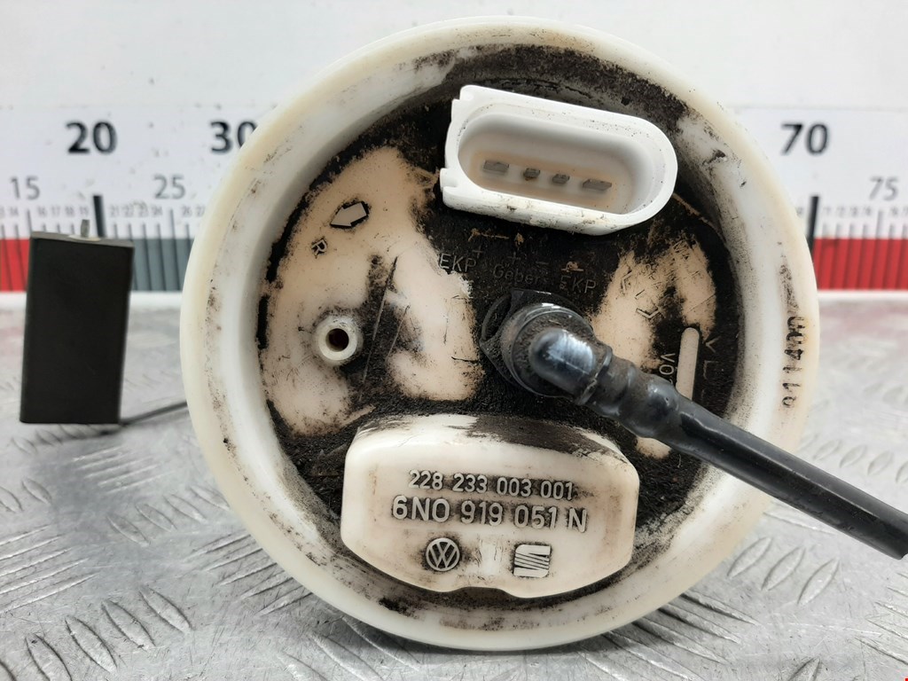 Насос топливный (электрический) VOLKSWAGEN Polo III 1994-2001