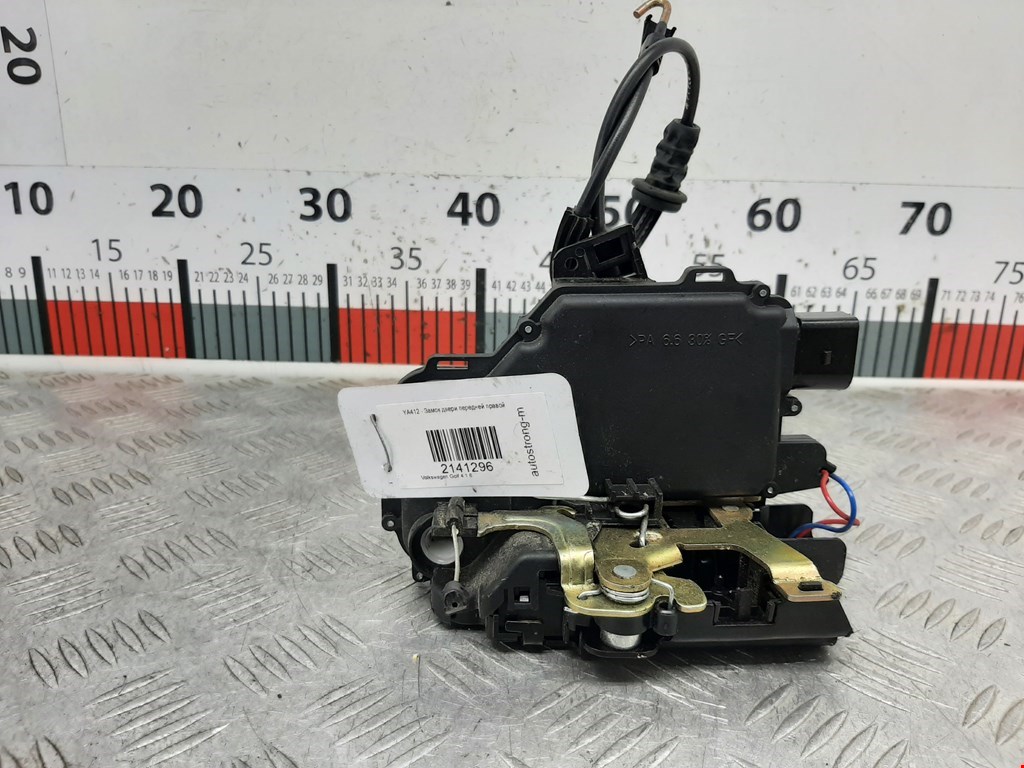 Замок двери передней правой VOLKSWAGEN Golf IV 1997-2003