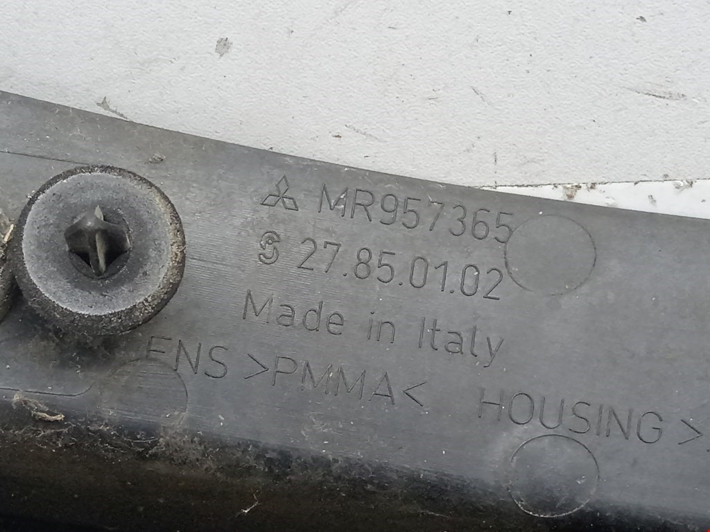 Фонарь задний левый MITSUBISHI Colt Z3 2003-2012