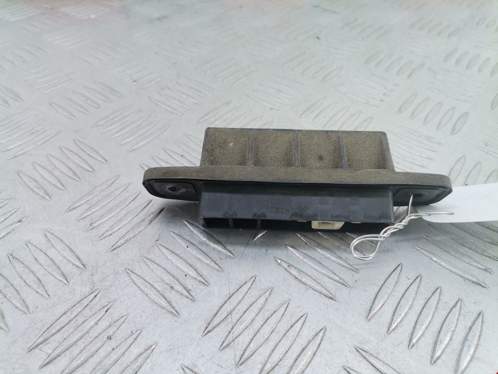 Ручка двери багажника наружная TOYOTA Avensis 2009-2015