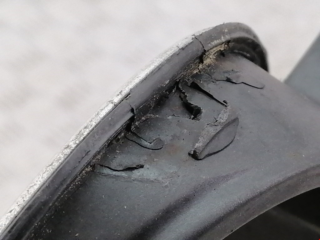 Лючок бензобака VOLKSWAGEN Polo III 1994-2001