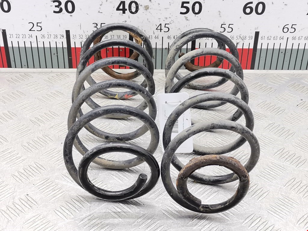 Пружина задняя левая/правая FORD Fusion 2002-2012