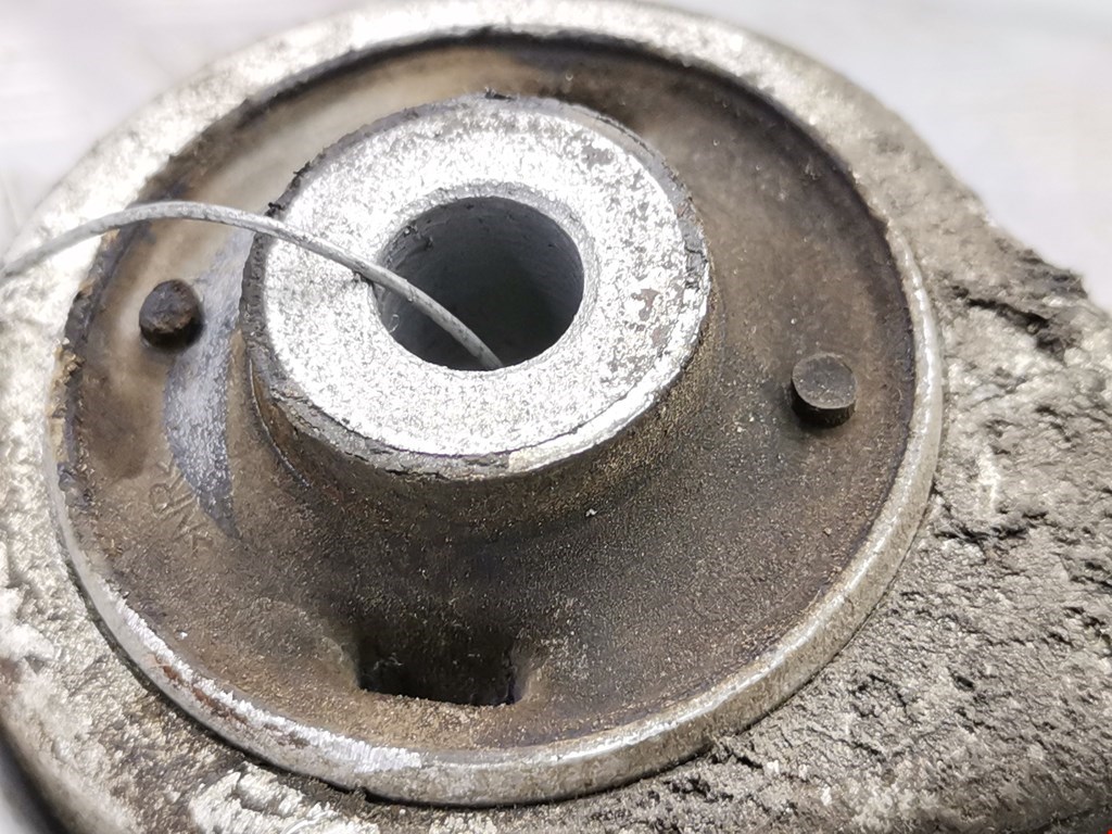 Рычаг передний правый VOLKSWAGEN Passat B5 1997-2005