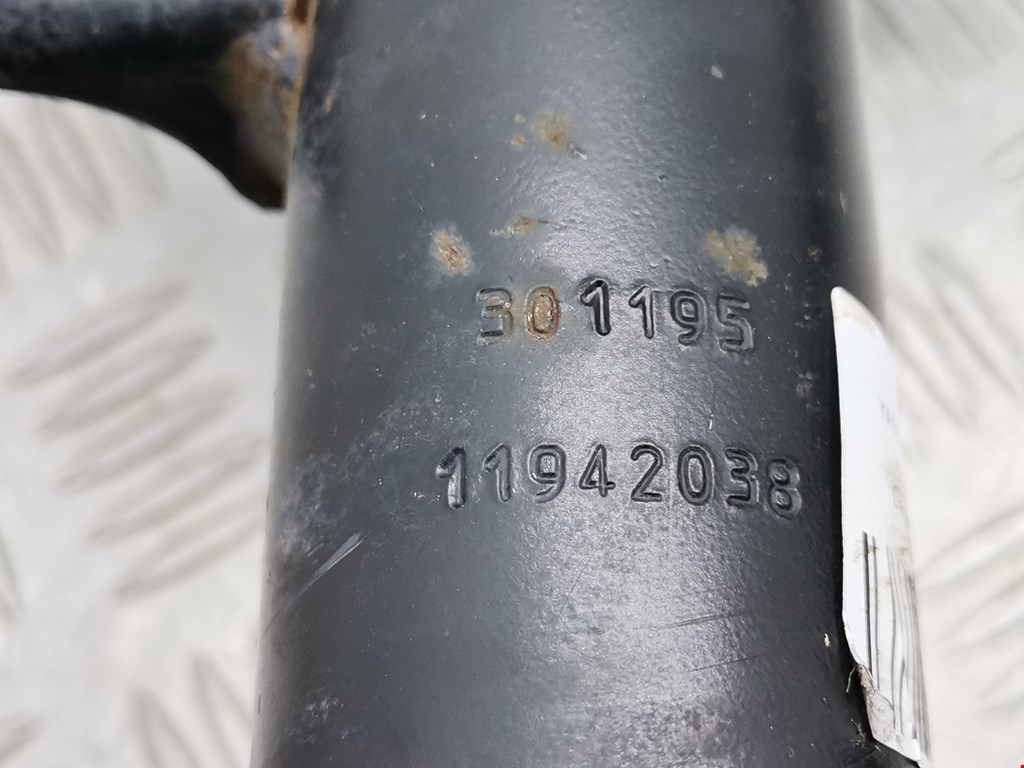 Амортизатор передний правый OPEL Meriva A 2003-2010