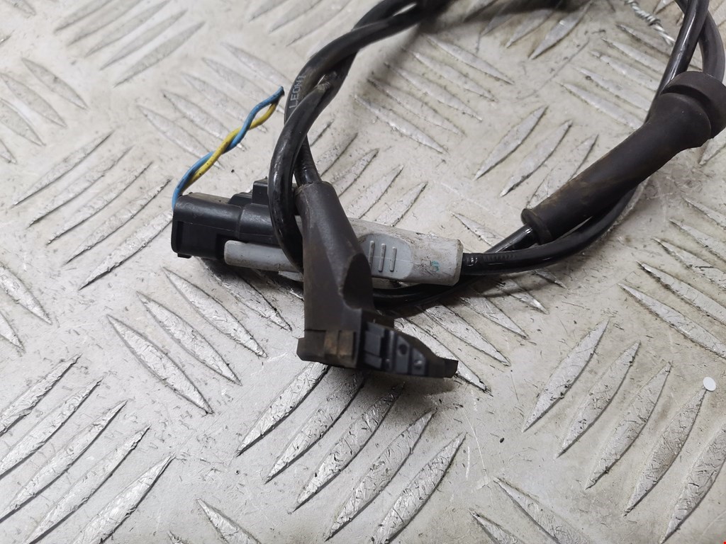 Датчик ABS передний левый TOYOTA RAV 4 XA20 2000-2005