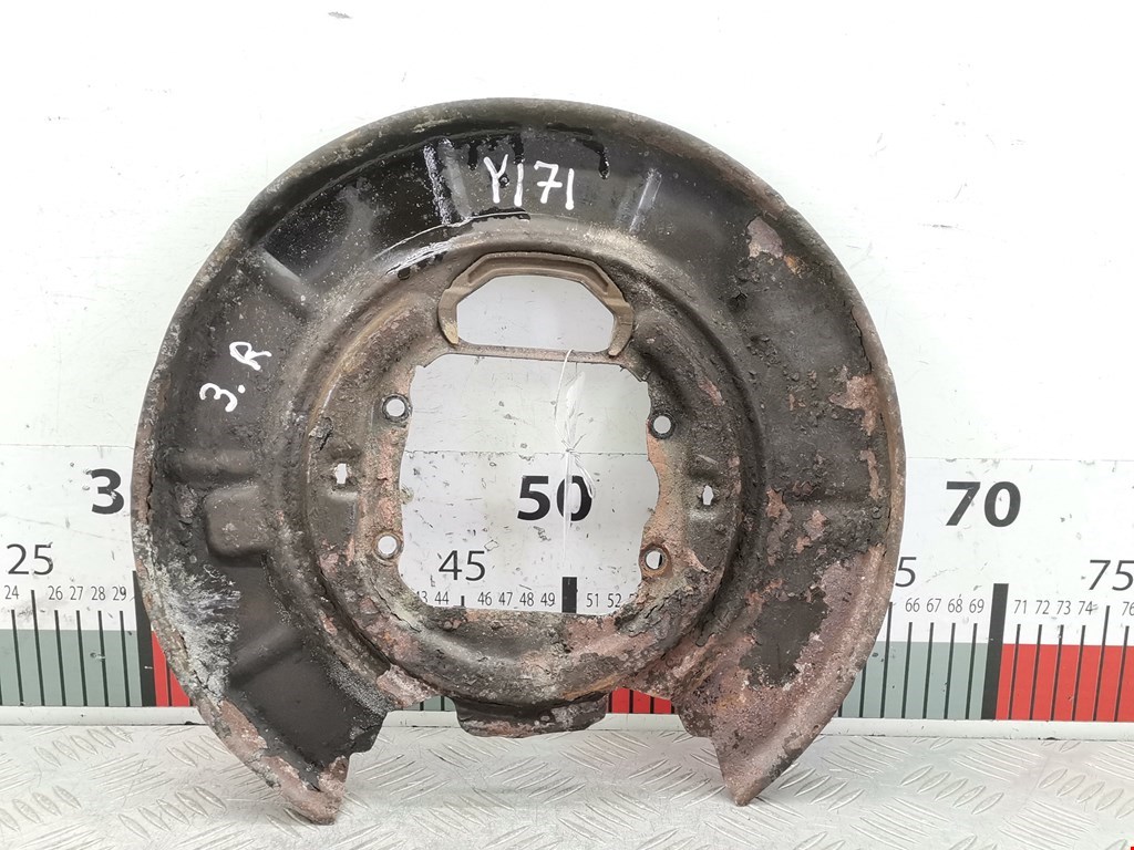 Кожух защитный тормозного диска BMW 5-Series (E39) (1995-2004)