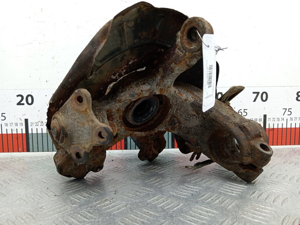 Ступица передняя левая VOLKSWAGEN Polo IV 2001-2009