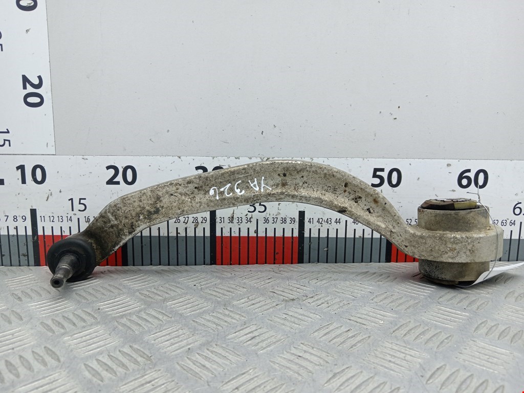 Рычаг передний правый VOLKSWAGEN Passat B5 1997-2005