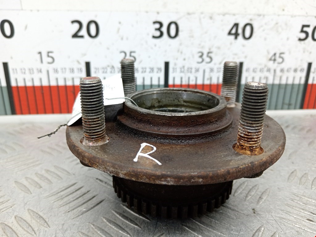 Ступица задняя правая KIA Cerato I 2004-2009