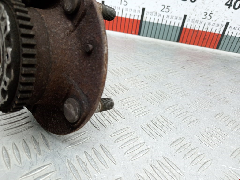 Ступица задняя правая KIA Cerato I 2004-2009