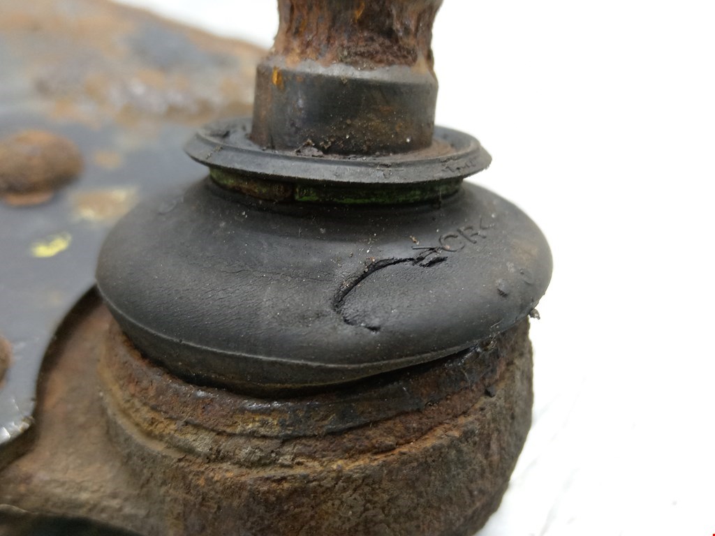 Рычаг передний левый FORD Fiesta 2001-2008