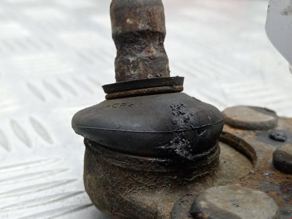 Рычаг передний правый OPEL Astra G 1998-2005