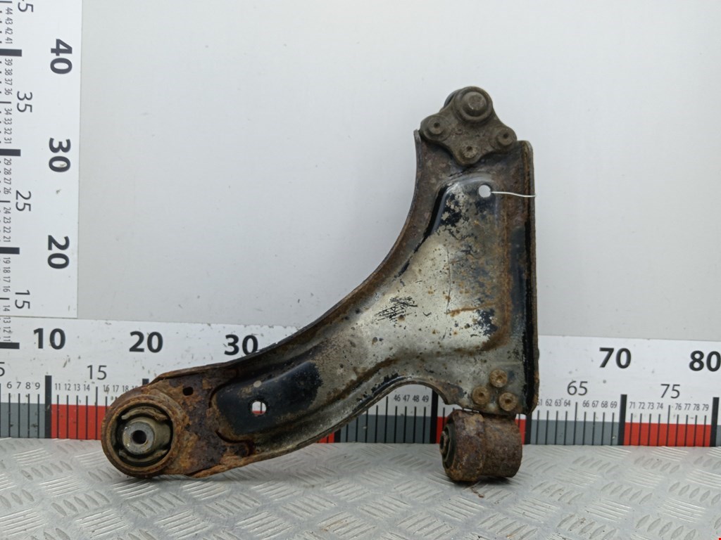 Рычаг передний правый OPEL Astra G 1998-2005