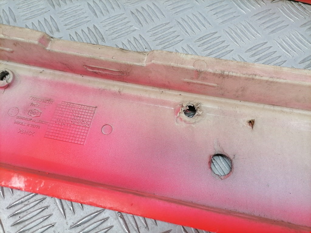 Усилитель переднего бампера (передний) RENAULT Master 1998-2010