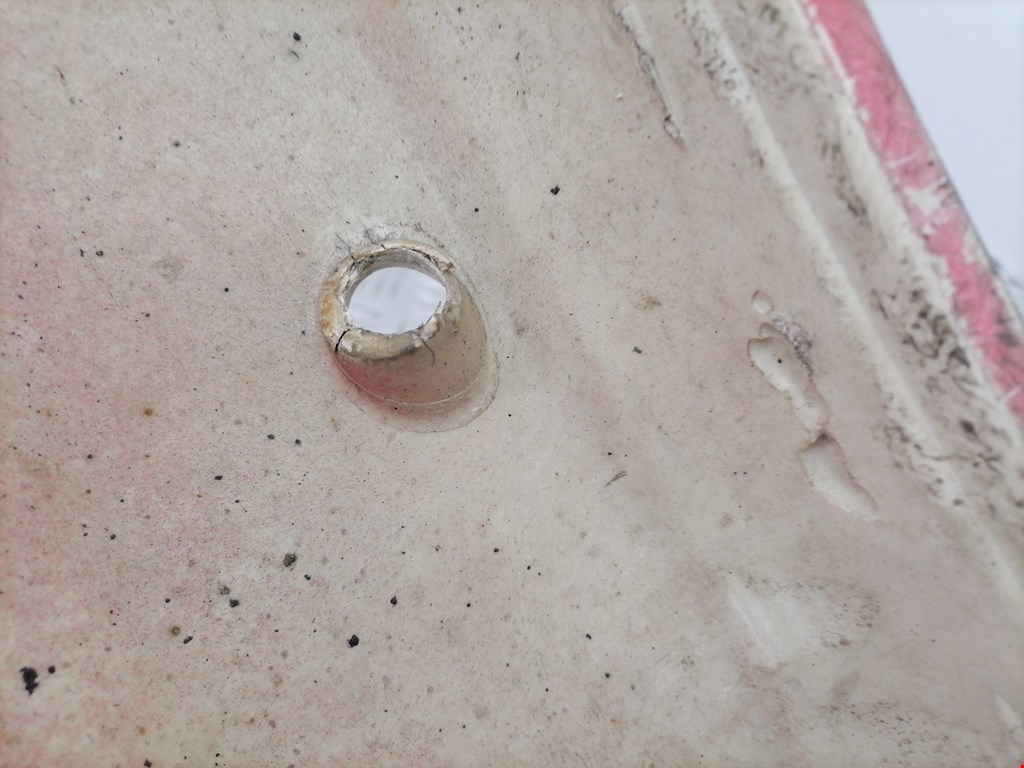 Усилитель переднего бампера (передний) RENAULT Master 1998-2010