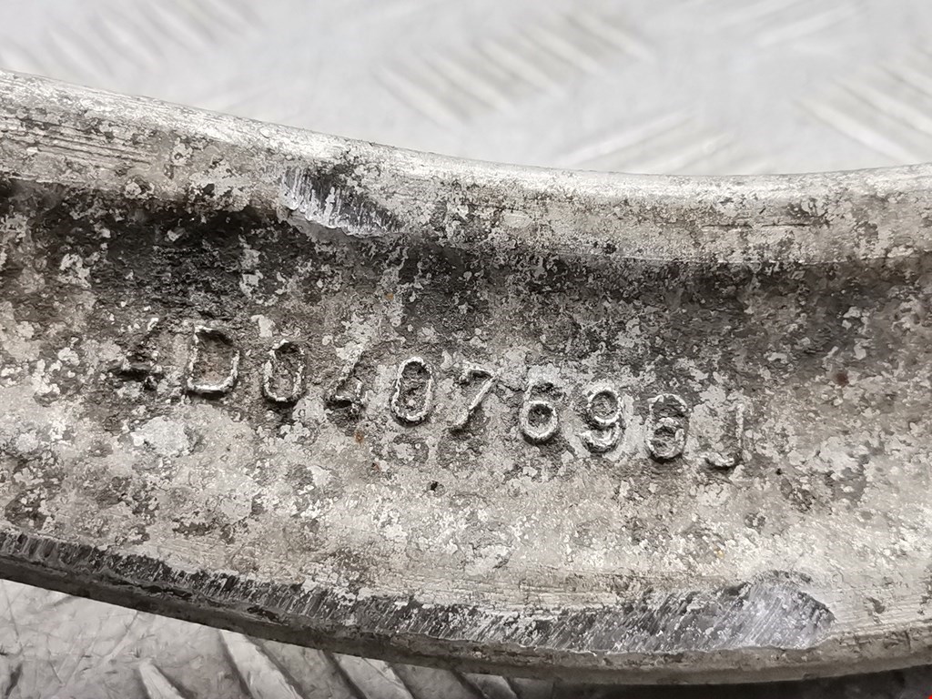 Рычаг передний правый VOLKSWAGEN Passat B5 1997-2005