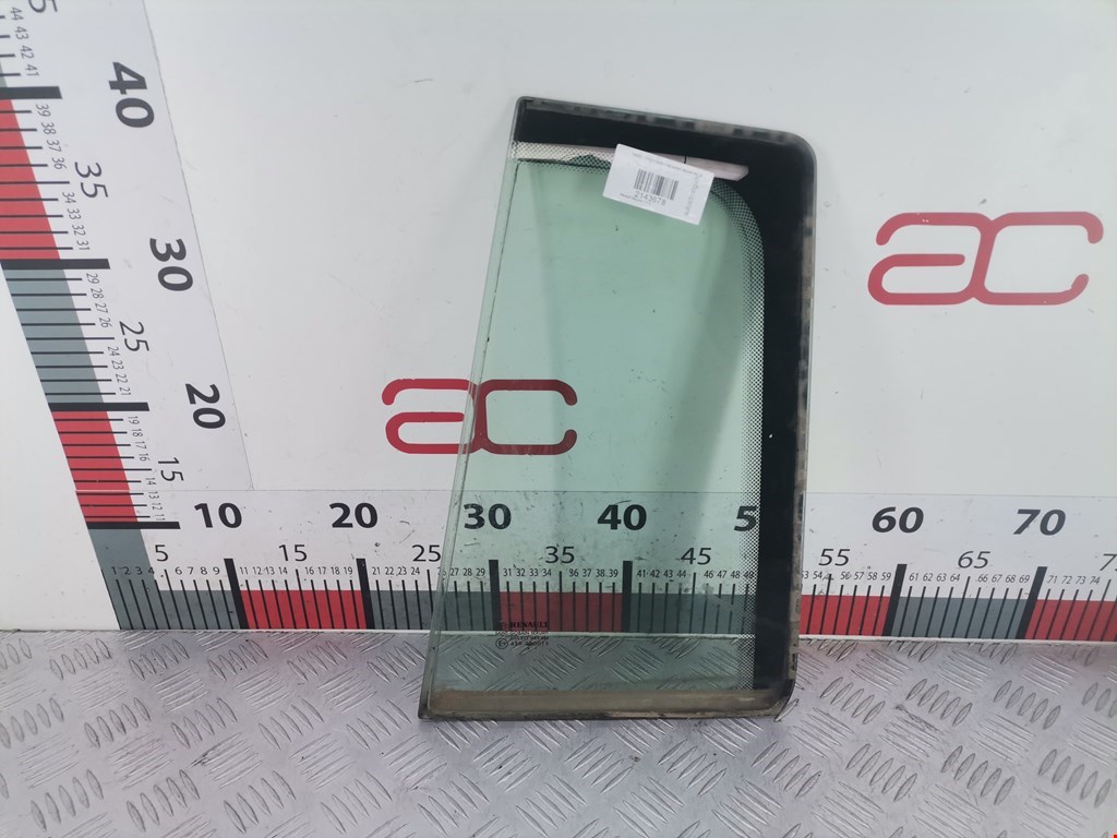 Стекло двери задней левой (форточка) Renault Megane 2 (2002-2009)