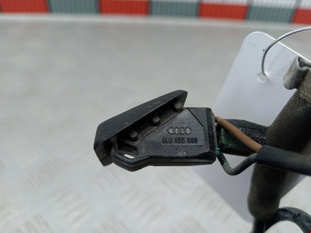 Форсунка омывателя лобового стекла AUDI A3 8L 1996-2003