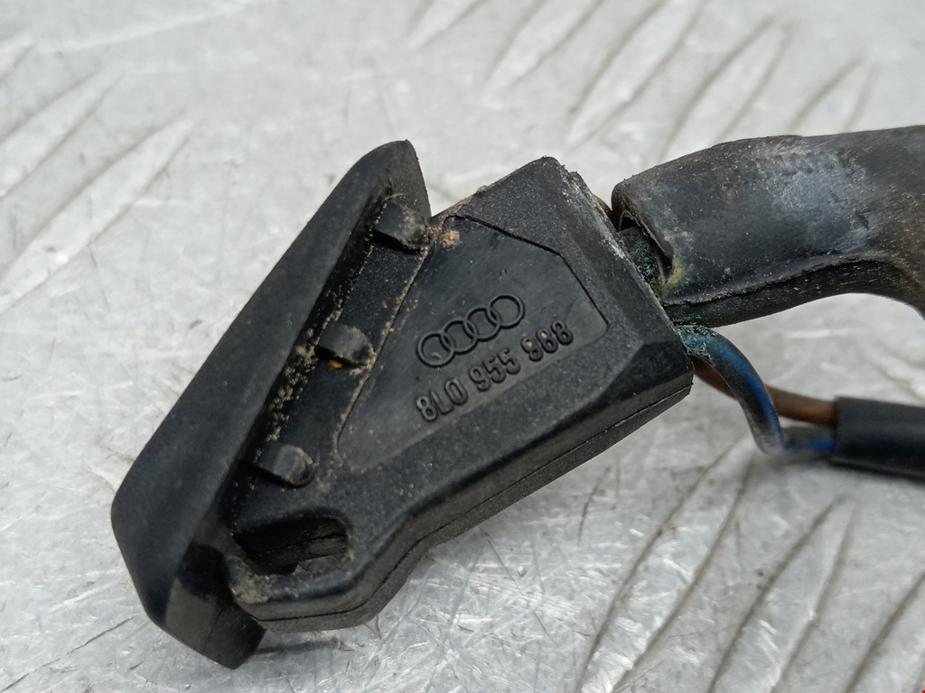 Форсунка омывателя лобового стекла AUDI A3 8L 1996-2003