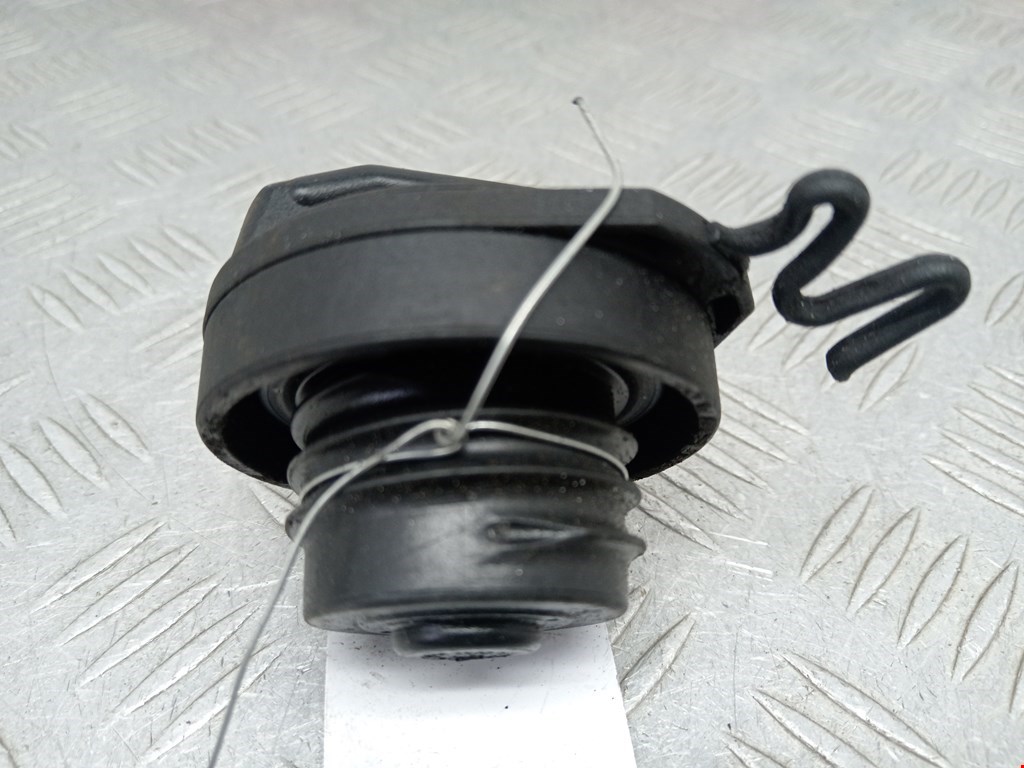 Крышка топливного бака MITSUBISHI Colt Z3 2003-2012