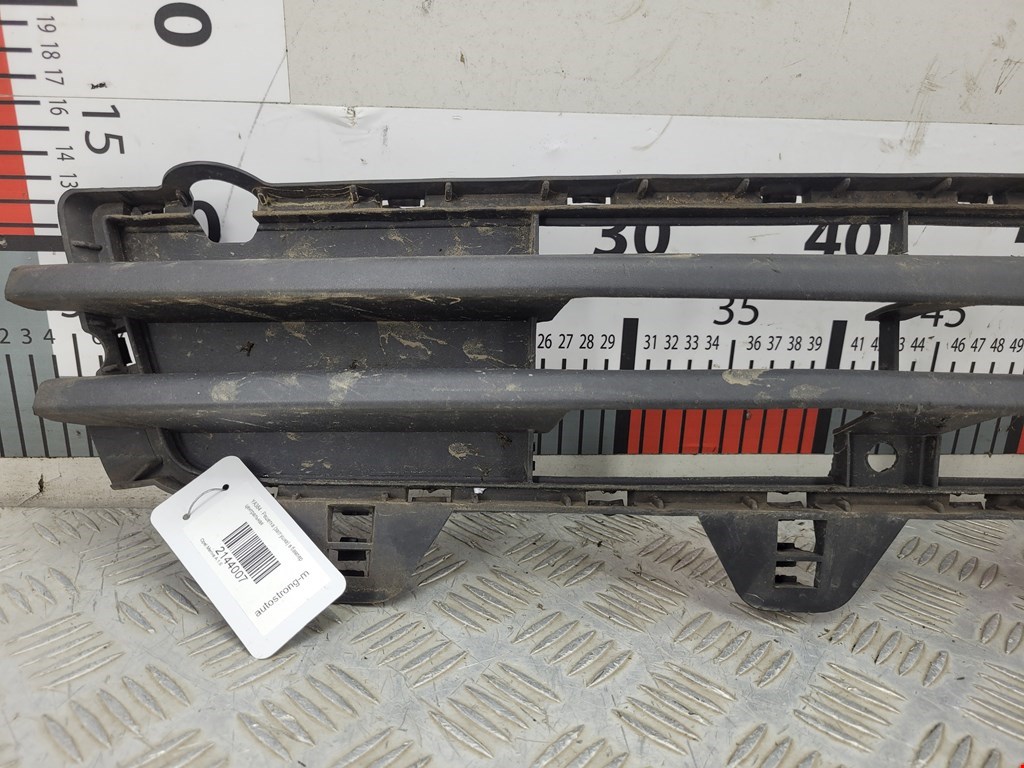 Решетка в бампер OPEL Meriva A 2003-2010