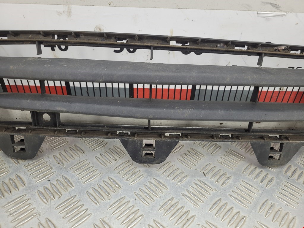 Решетка в бампер OPEL Meriva A 2003-2010