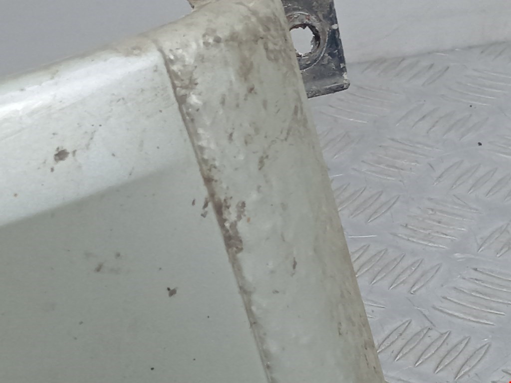 Крыло переднее правое RENAULT Laguna 2001-2007