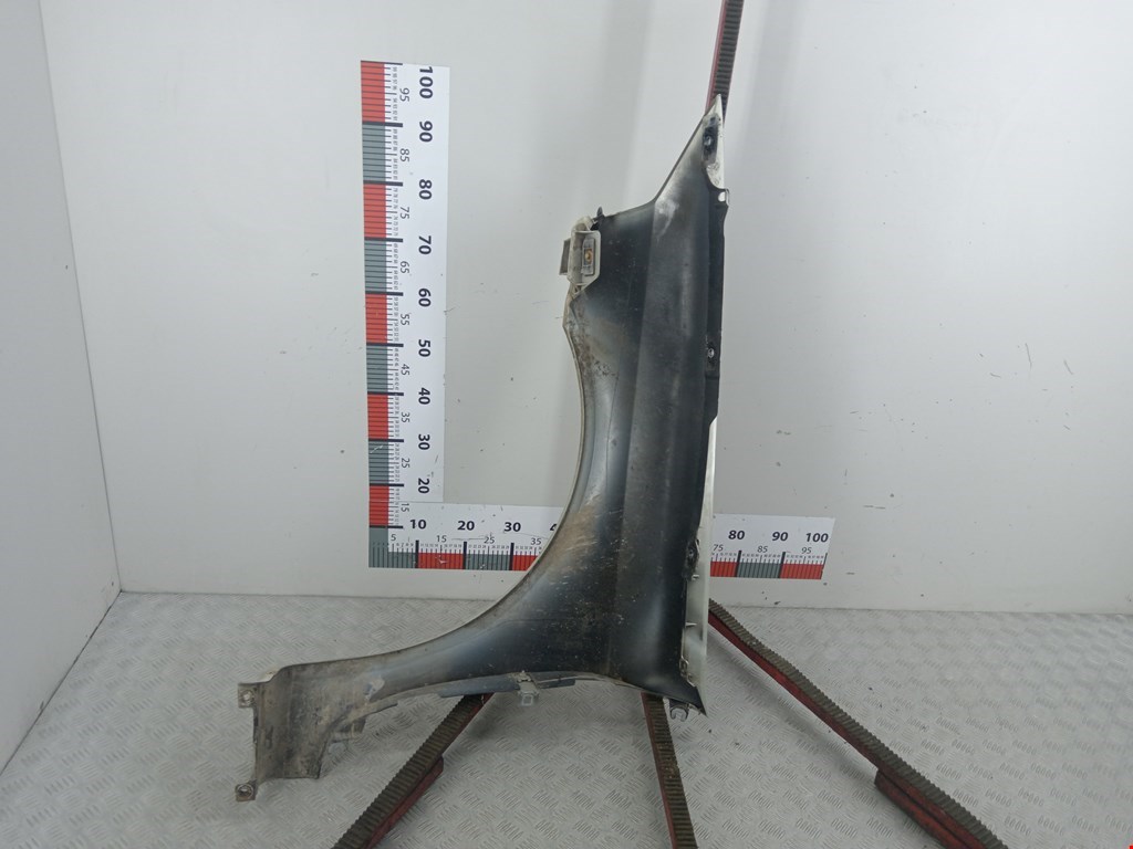 Крыло переднее правое RENAULT Laguna 2001-2007