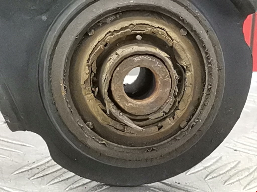 Рычаг передний левый FORD Mondeo II 1996-2000