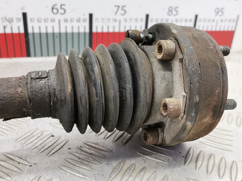 Полуось (привод, приводной вал) передняя левая AUDI A3 8L 1996-2003