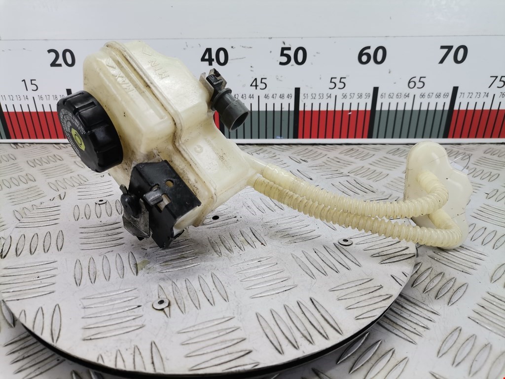 Бачок главного тормозного цилиндра OPEL Meriva A 2003-2010