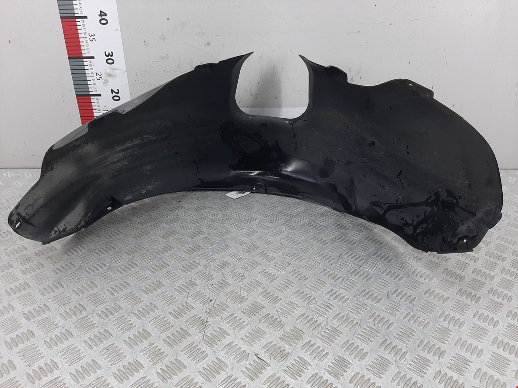 Локер (подкрылок) задний правый FORD Mondeo II 1996-2000