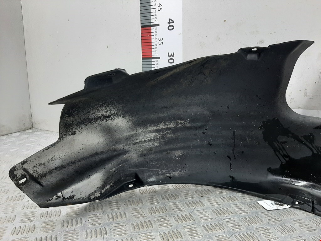 Локер (подкрылок) задний правый FORD Mondeo II 1996-2000