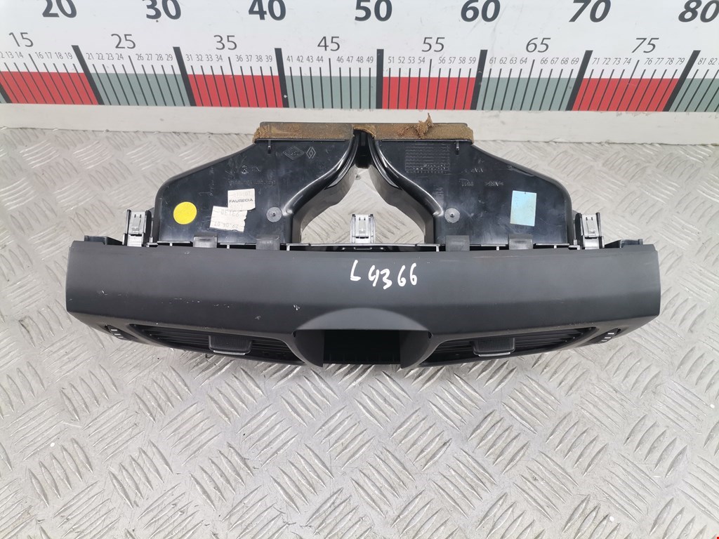 Дефлектор воздушный RENAULT Laguna 2007-2015