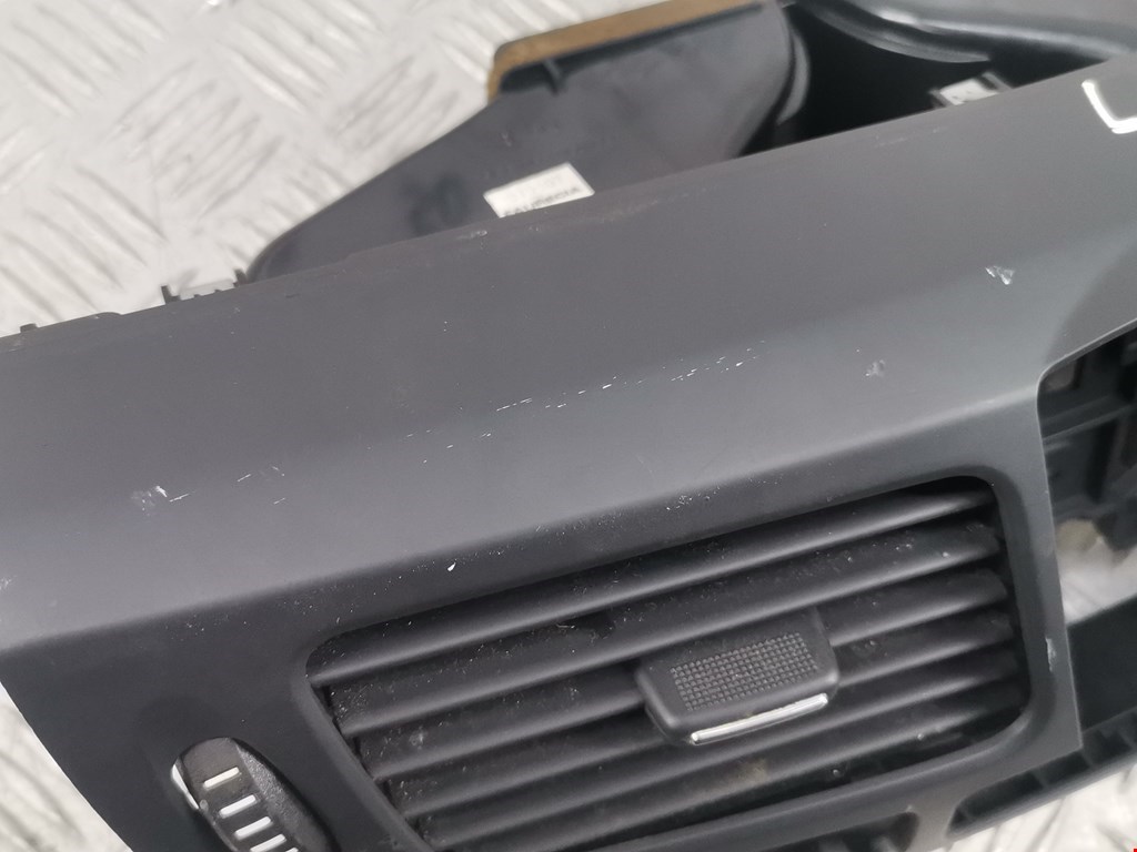 Дефлектор воздушный RENAULT Laguna 2007-2015