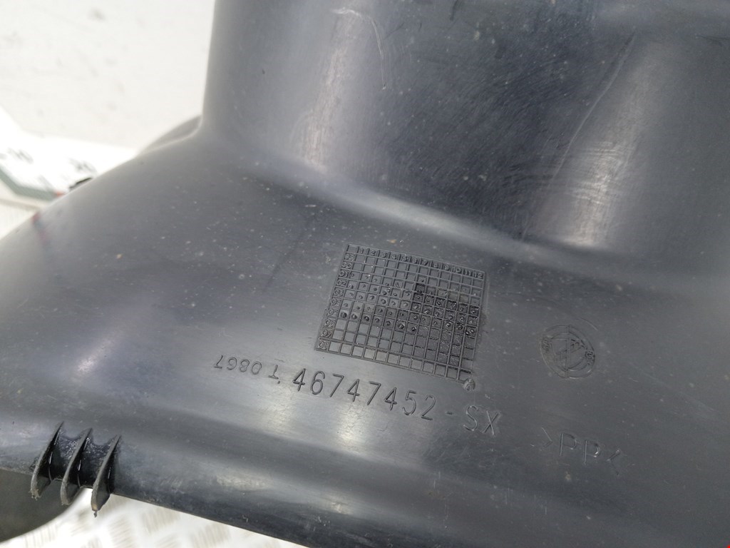 Локер (подкрылок) передний левый FIAT Doblo 1 2000-2005