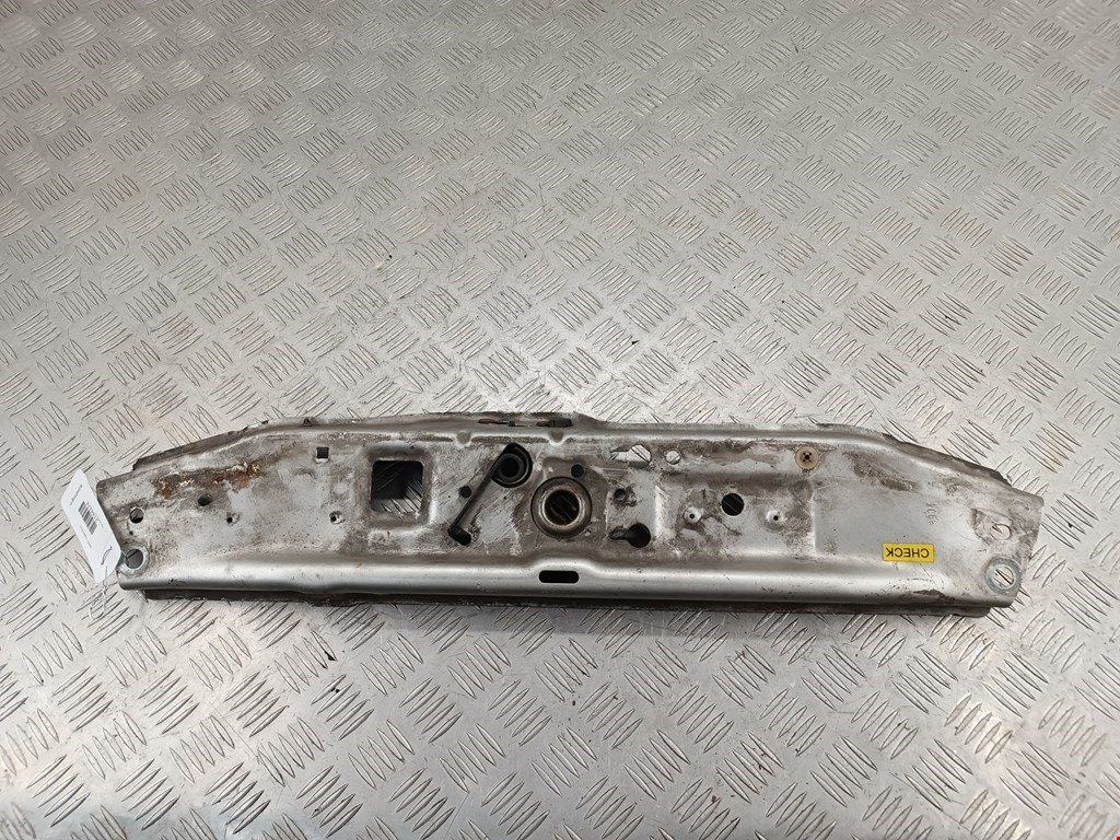 Рамка капота Opel Astra H (2004-2014)