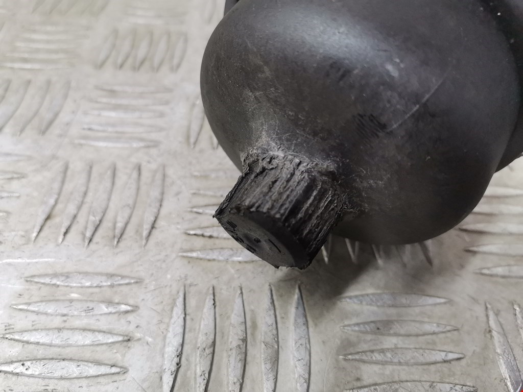 Крышка масляного фильтра PEUGEOT 407 2004-2010