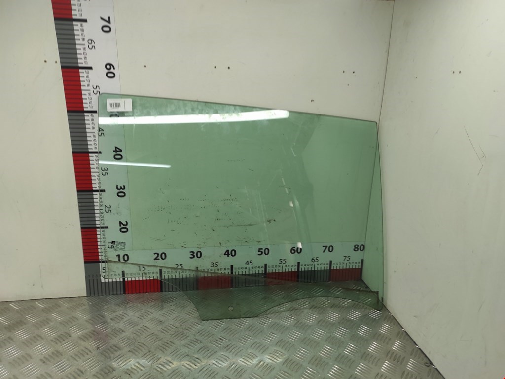 Стекло двери заднее правое OPEL Zafira C 2012-2019