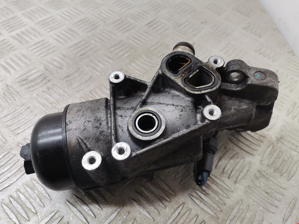 Корпус масляного фильтра HYUNDAI i30 2007-2012