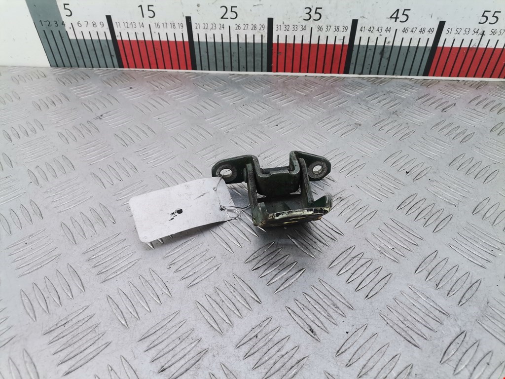 Петля двери передней правой Nissan Almera N15 (1995-2000)