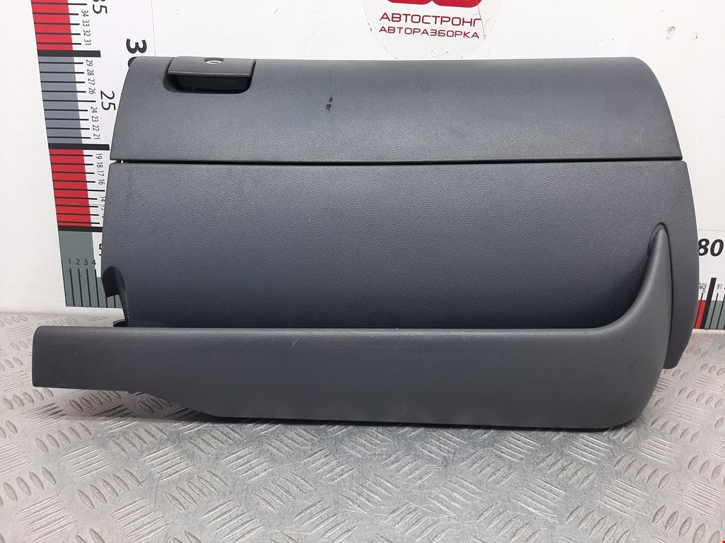 Бардачок SEAT Toledo 1998-2004