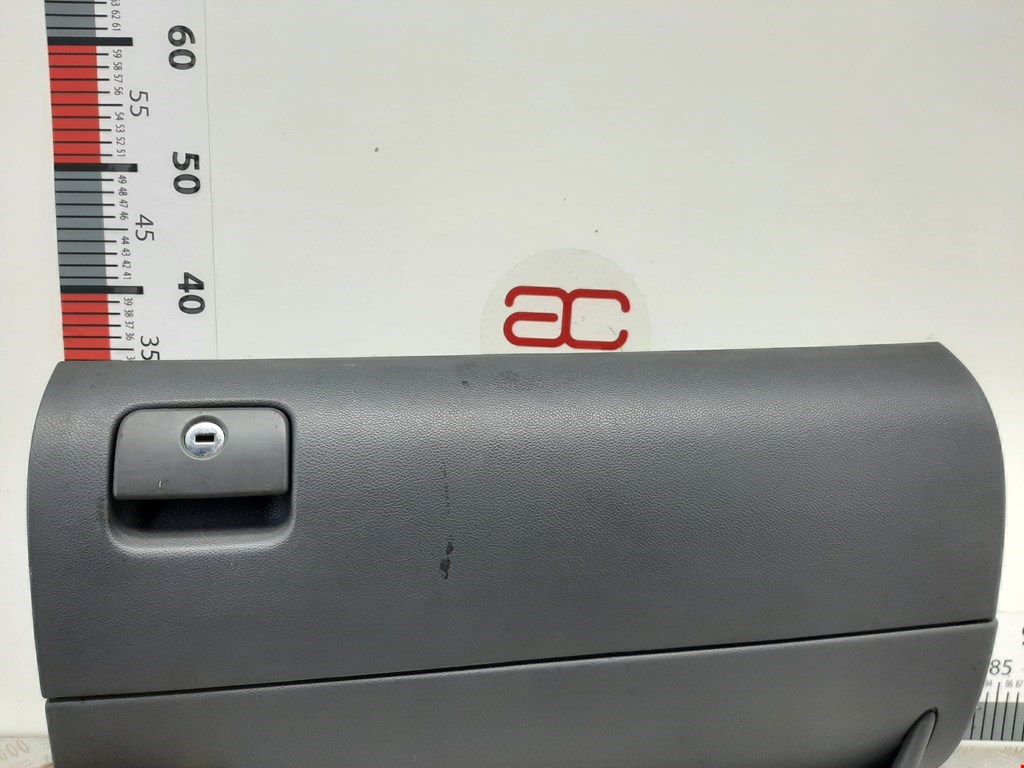 Бардачок SEAT Toledo 1998-2004