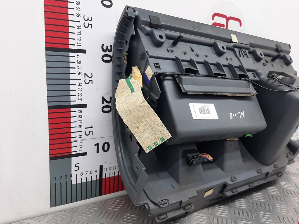 Бардачок SEAT Toledo 1998-2004