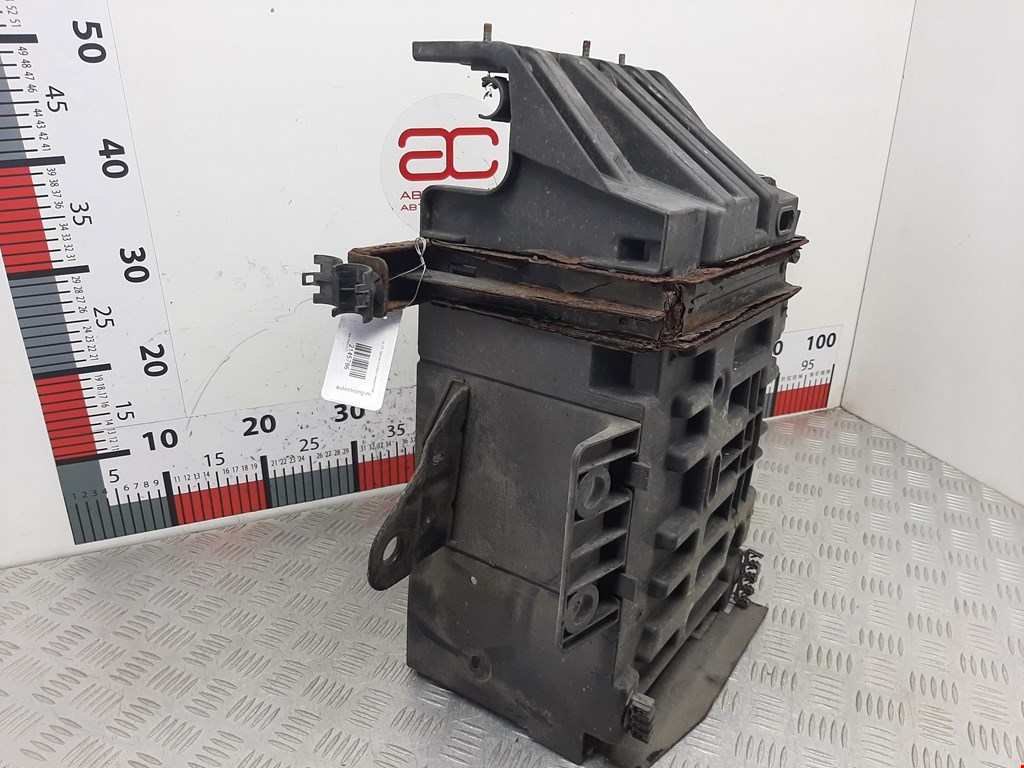 Крепление АКБ (корпус/подставка) OPEL Vivaro A 2001-2014