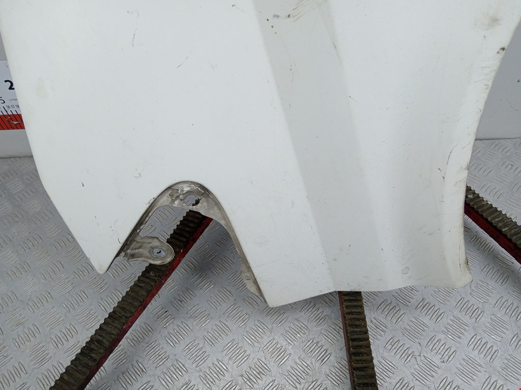 Крыло переднее правое FORD Transit 2000-2006