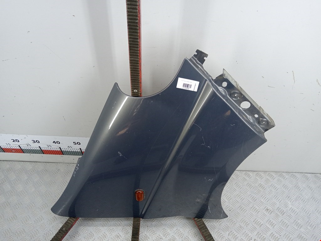 Крыло переднее правое OPEL Vivaro A 2001-2014