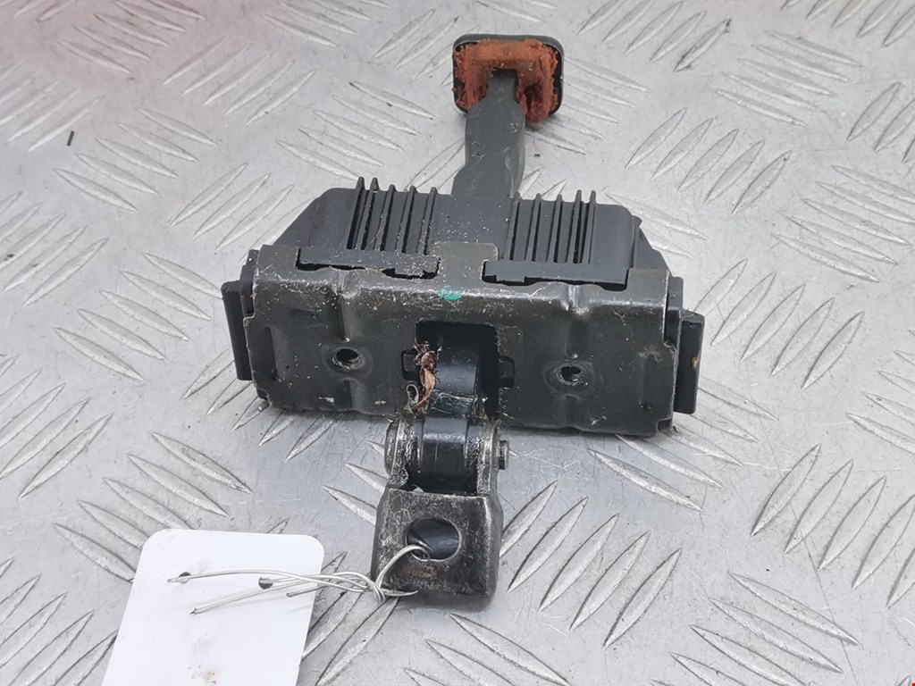 Ограничитель открывания двери BMW X5 E53 1999-2006