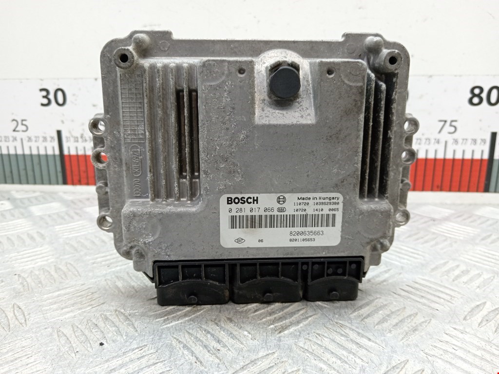 Блок управления двигателя (ЭБУ) OPEL Vivaro A 2001-2014